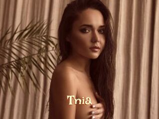 Tnia